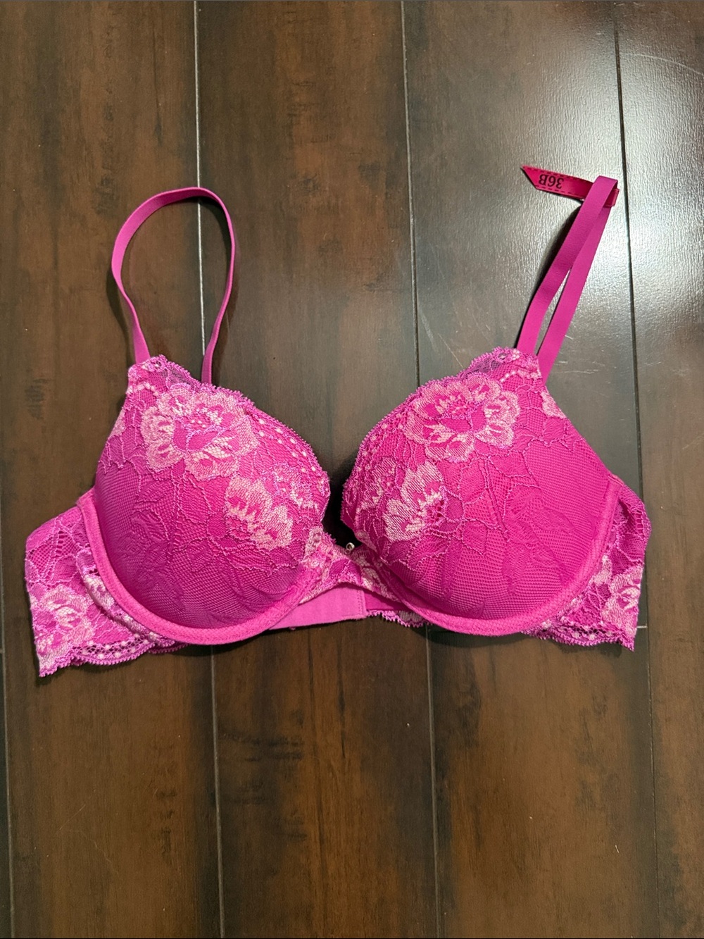 Maidenform Pink Lace Underwire Bra with Floral Detail